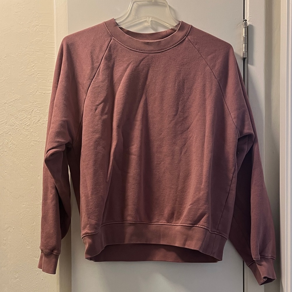 GAP Dusty Rose crewneck sweatshirt